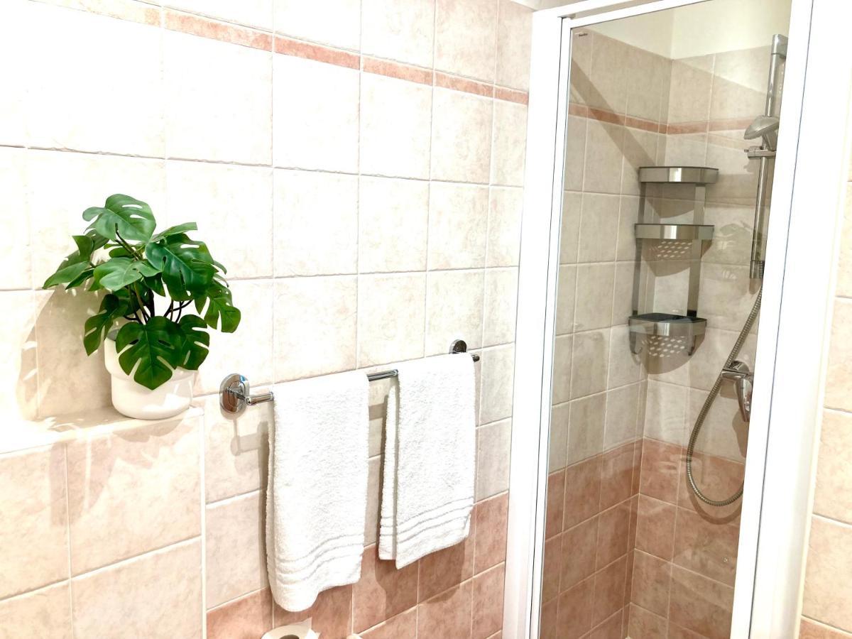 Appartamento Peppino Mit Seeblick Und Pool Рива-дель-Гарда Экстерьер фото
