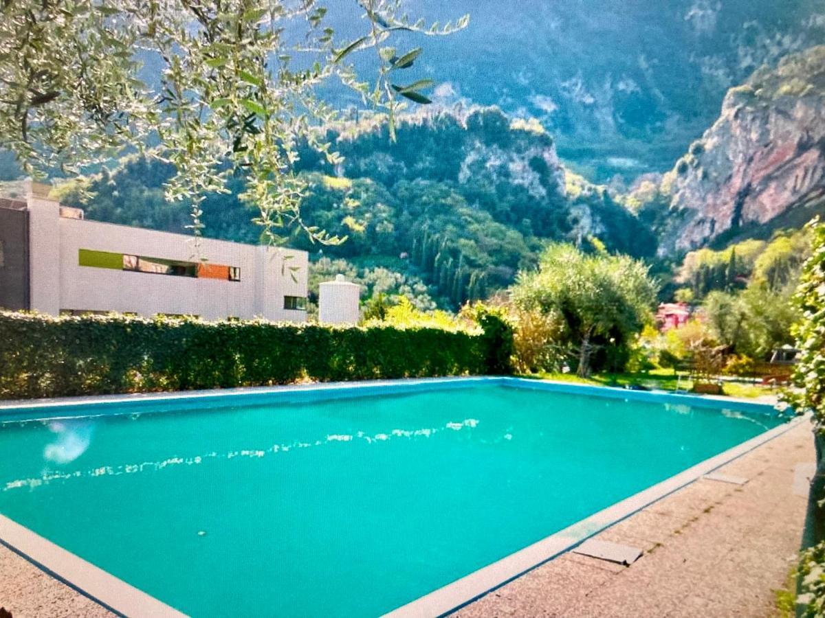 Appartamento Peppino Mit Seeblick Und Pool Рива-дель-Гарда Экстерьер фото